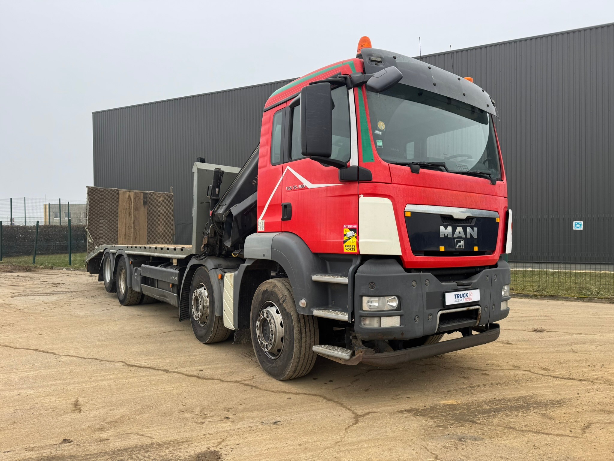 Vehicule MAN TGS 35.360 Plateau Grue HIAB Treuil BARCIET