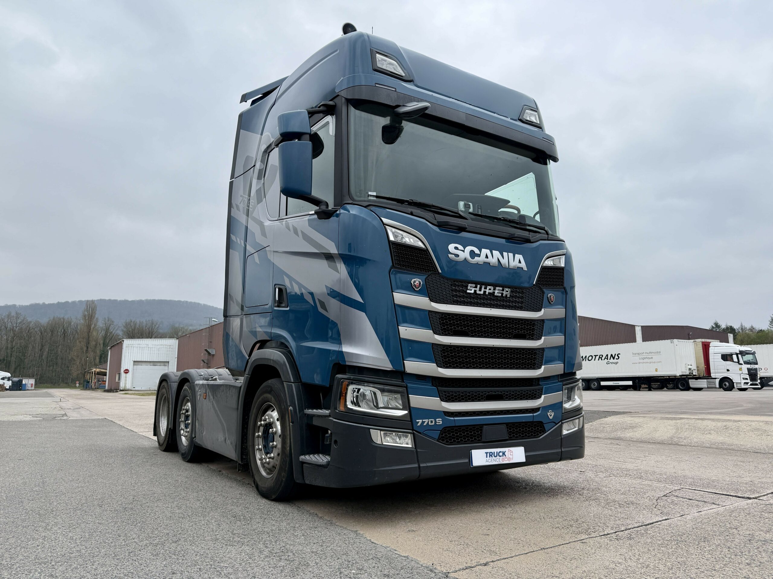 Vehicule SCANIA V8 SUPER 770 S A6x2/4NB