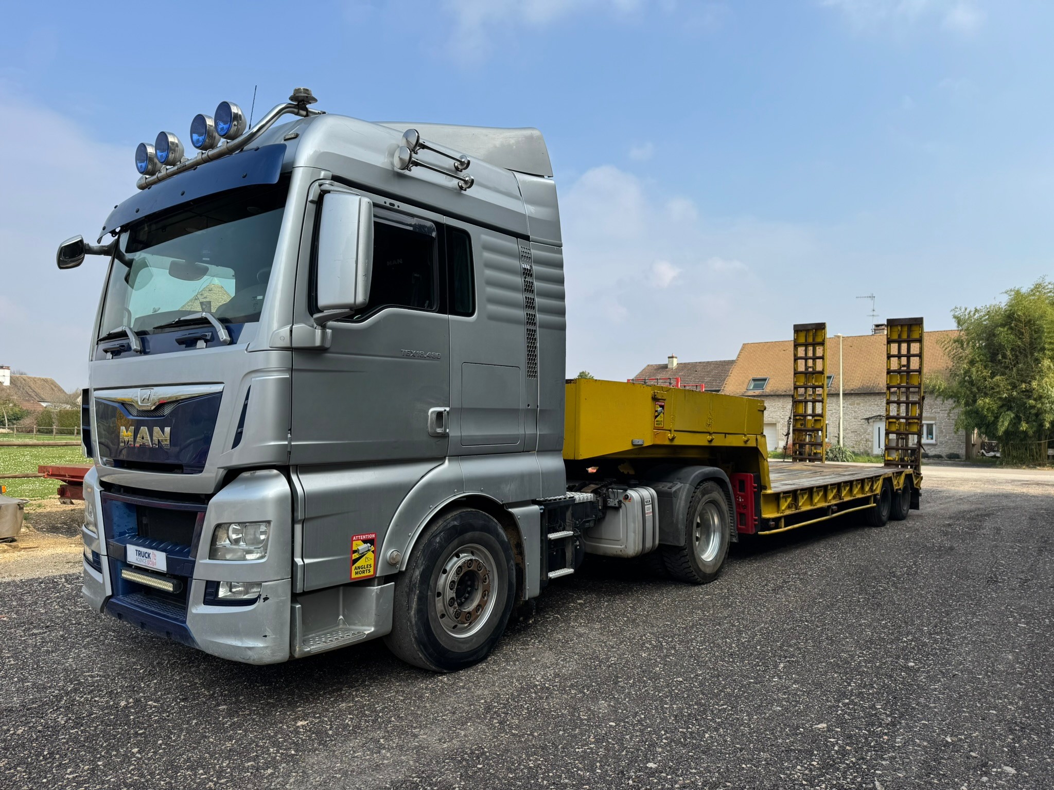 Vehicule MAN TGX 18.480 Kit Hydraulique Semi-remorque ACTM