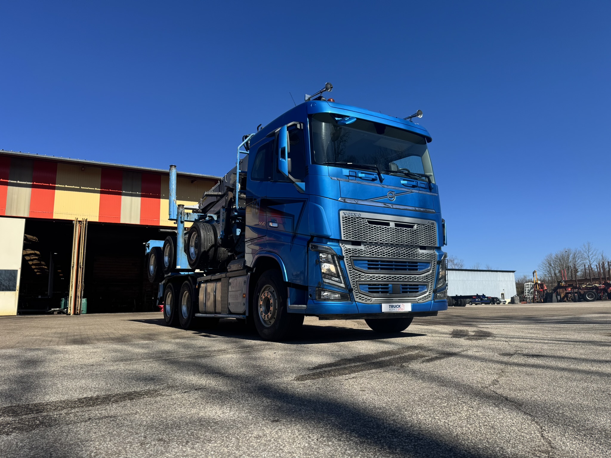 Vehicule VOLVO FH16 650 Grumier / PLAFINGER S270L