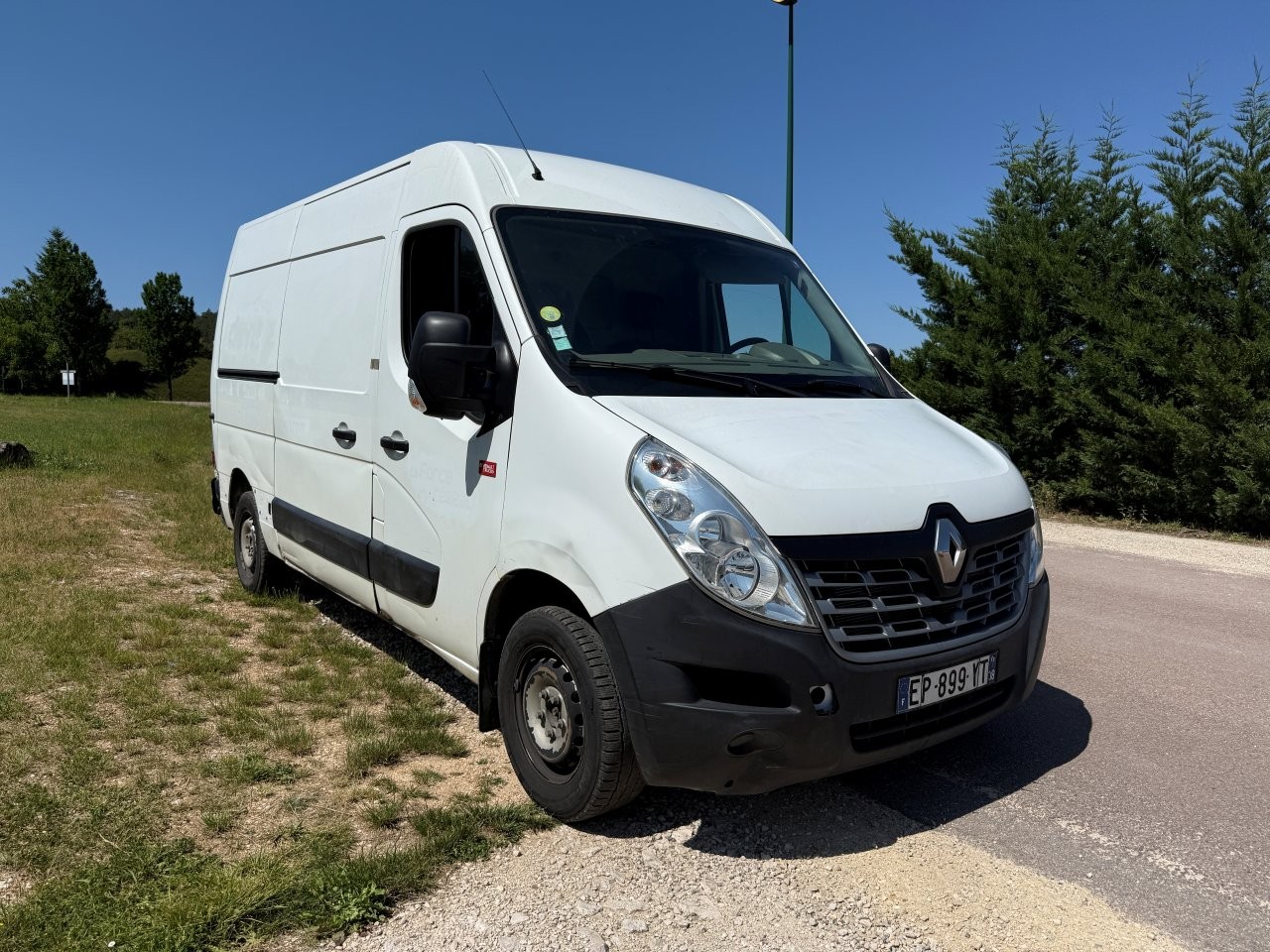 Vehicule RENAULT MASTER L2H2 2.3 dci 130 ch Confort
