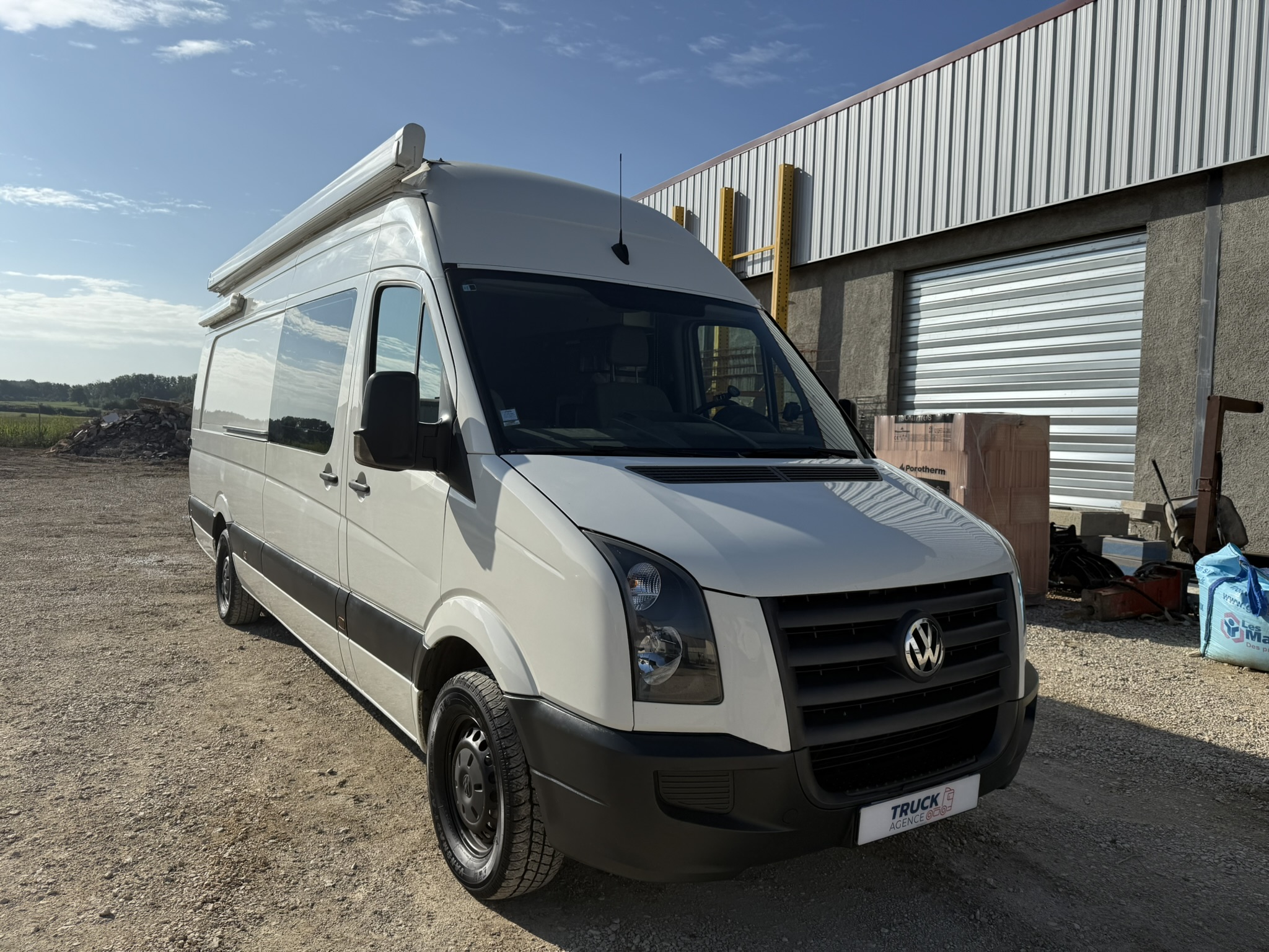 Vehicule VOLKSWAGEN CRAFTER 35 SHD-KASTEN L3H2