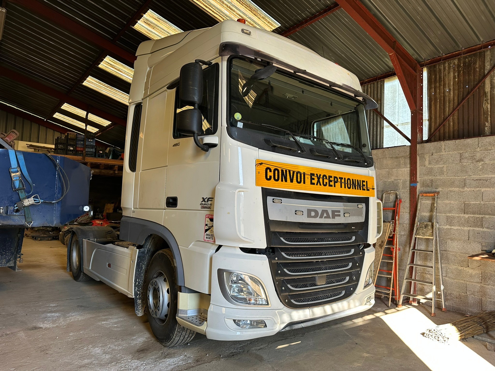 Vehicule DAF XF 460 FT Tracteur