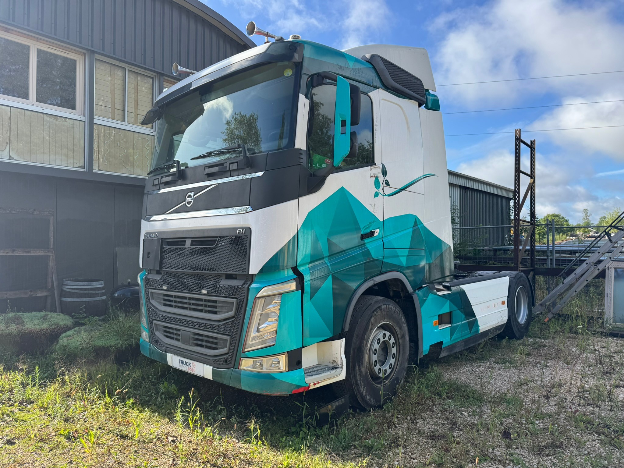 Vehicule VOLVO FH 460 KIT HYDRAULIQUE