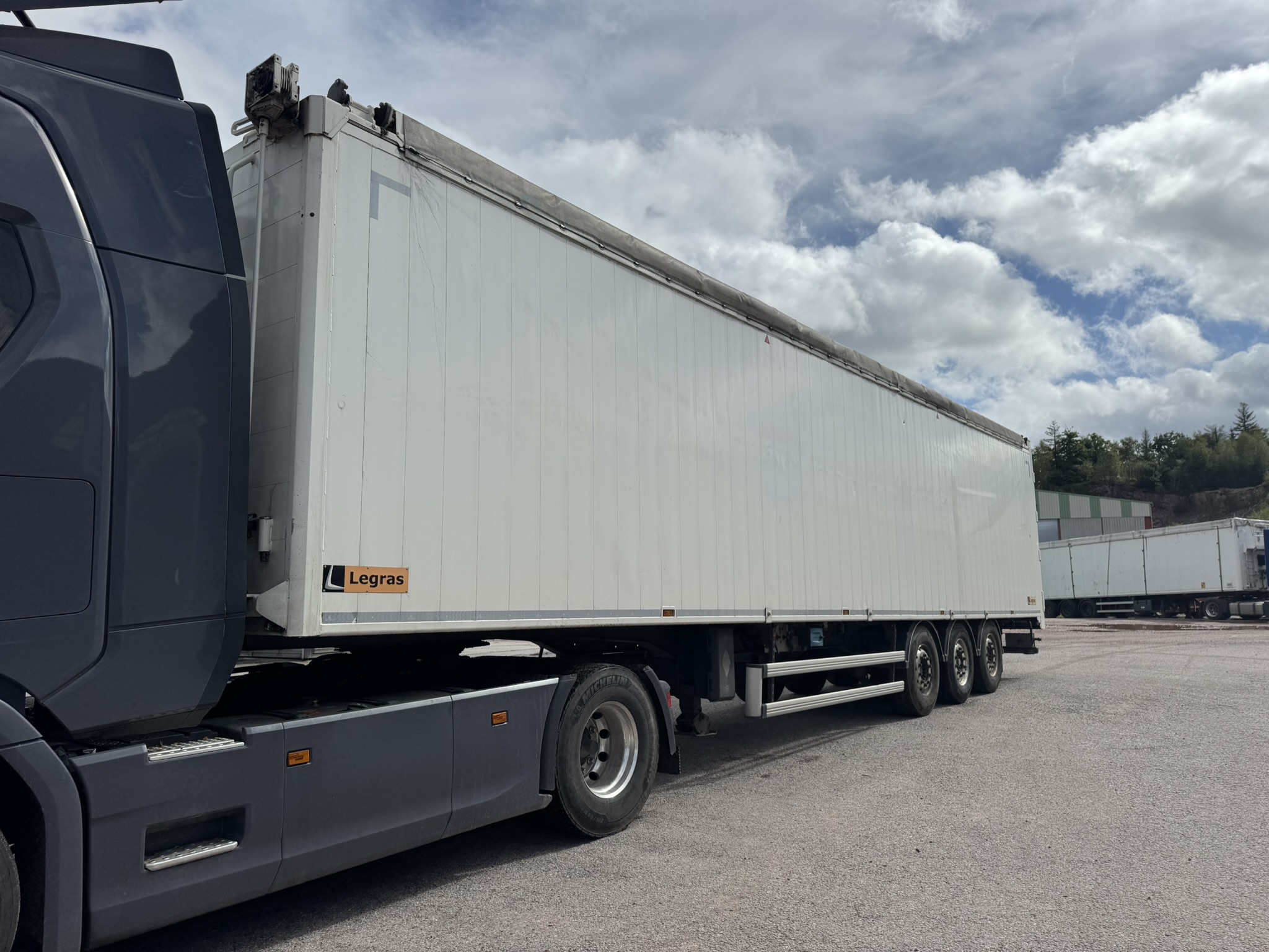 Vehicule Semi-remorque Fond Mouvant LEGRAS