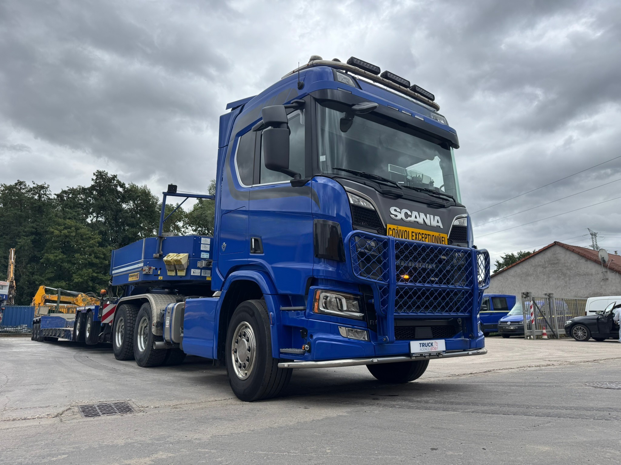Vehicule SCANIA V8 R650 A6X4HZ CR20N Convoi exceptionnel possible / Kit hydraulique