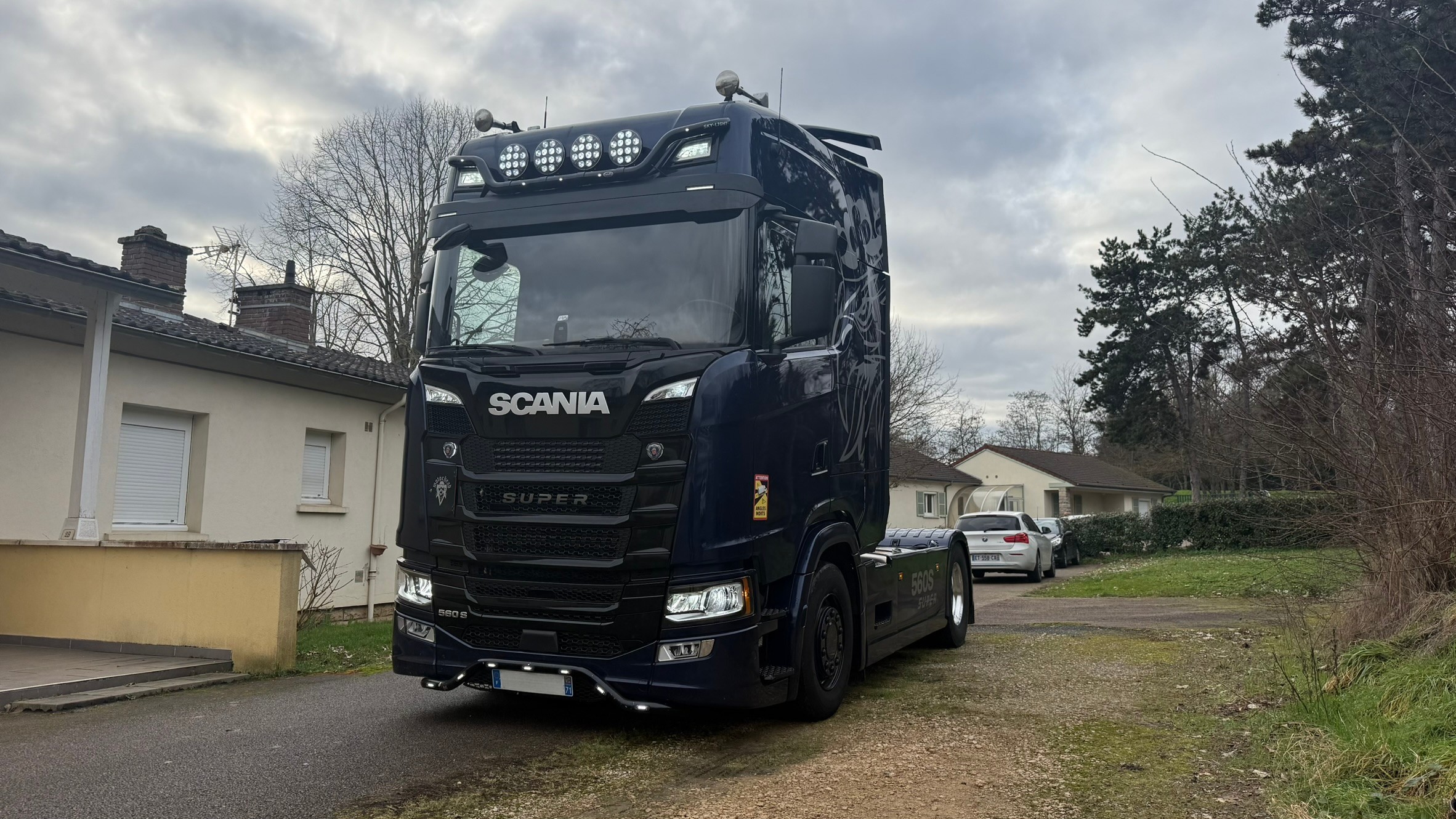 Vehicule SCANIA SUPER 560 S A4x2NB