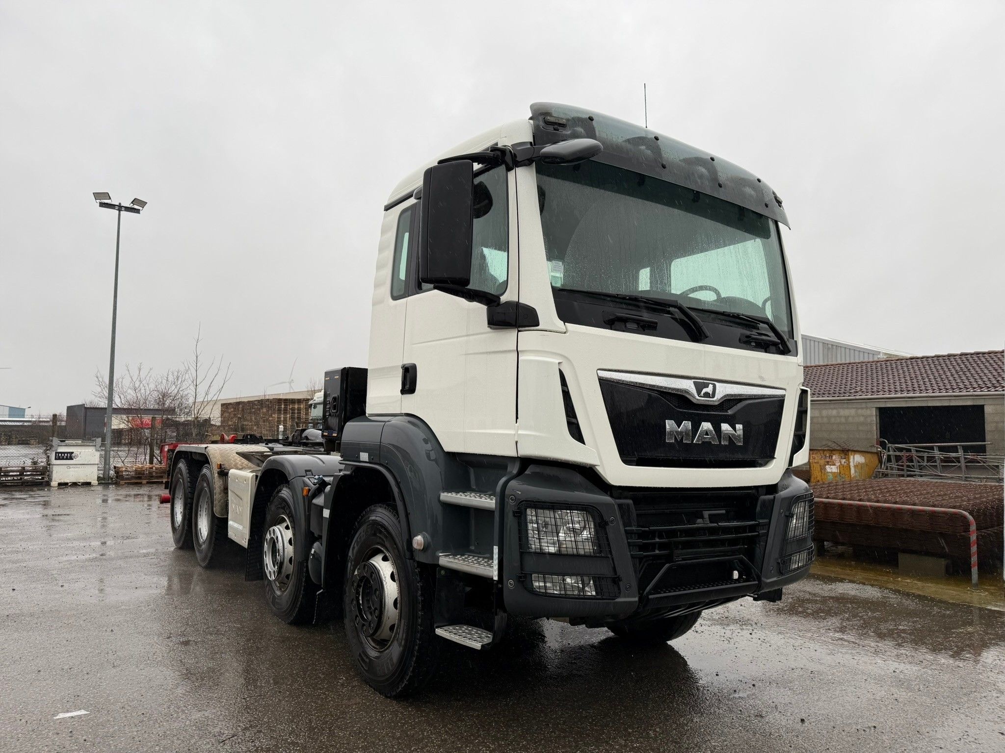 Vehicule CAMION MAN TGS 35.460 8×4 BRAS AMPLIROLL