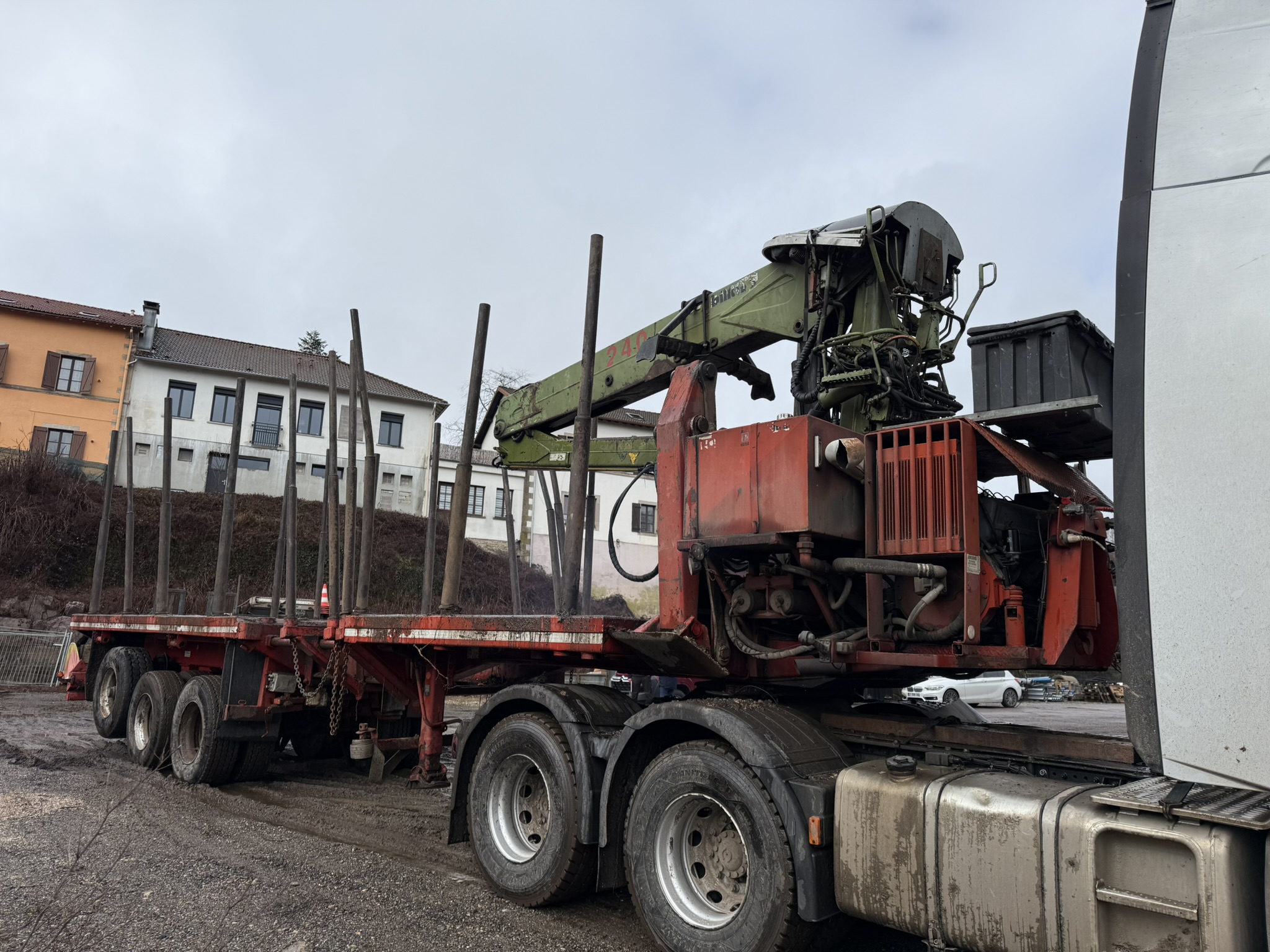 Vehicule Semi-remorque DIEBOLT Grumière Moteur auxiliaire Deutz 3 essieux