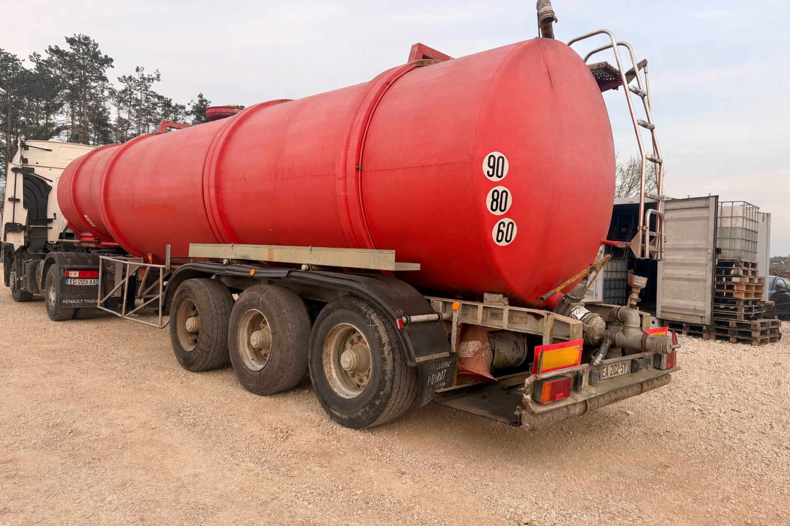 Vehicule Semi-remorque MAGYAR Citerne