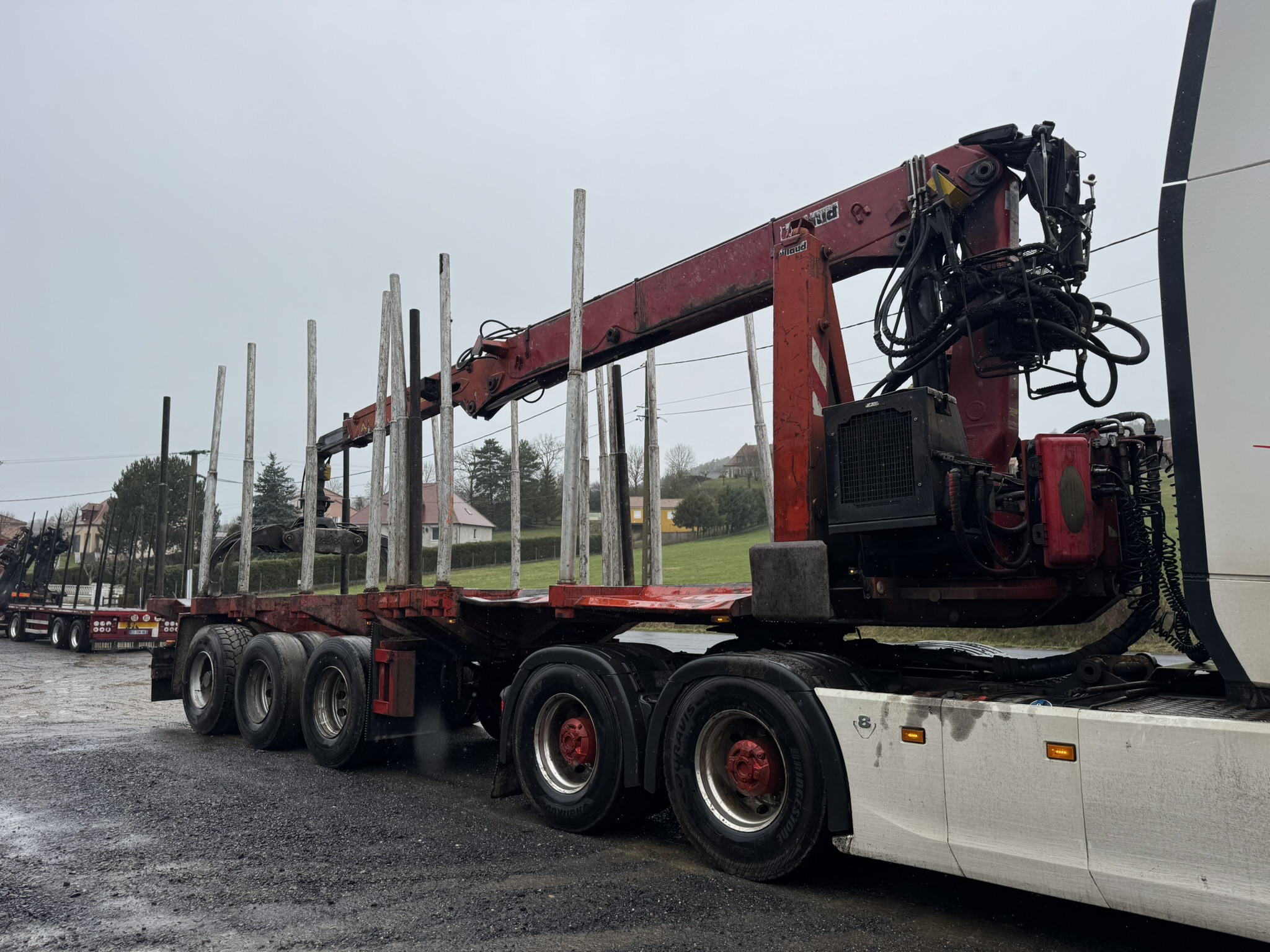 Vehicule SEMI-REMORQUE FORESTIERE EXTENSIBLE BILLAUD