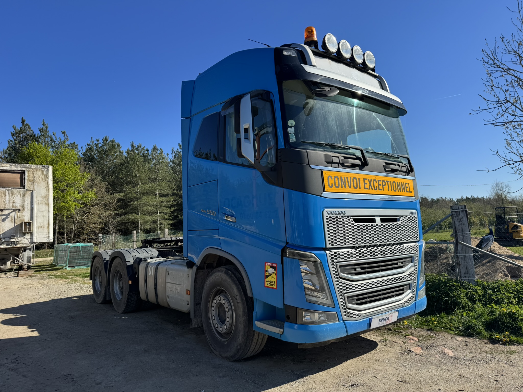 Vehicule VOLVO FH16 550