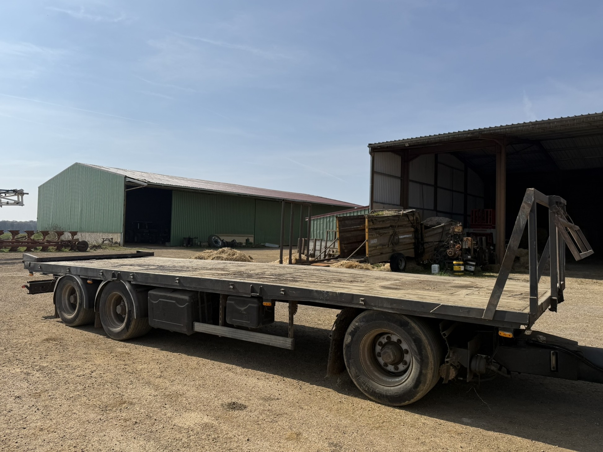 Vehicule REMORQUE SAMRO 3 ESSIEUX