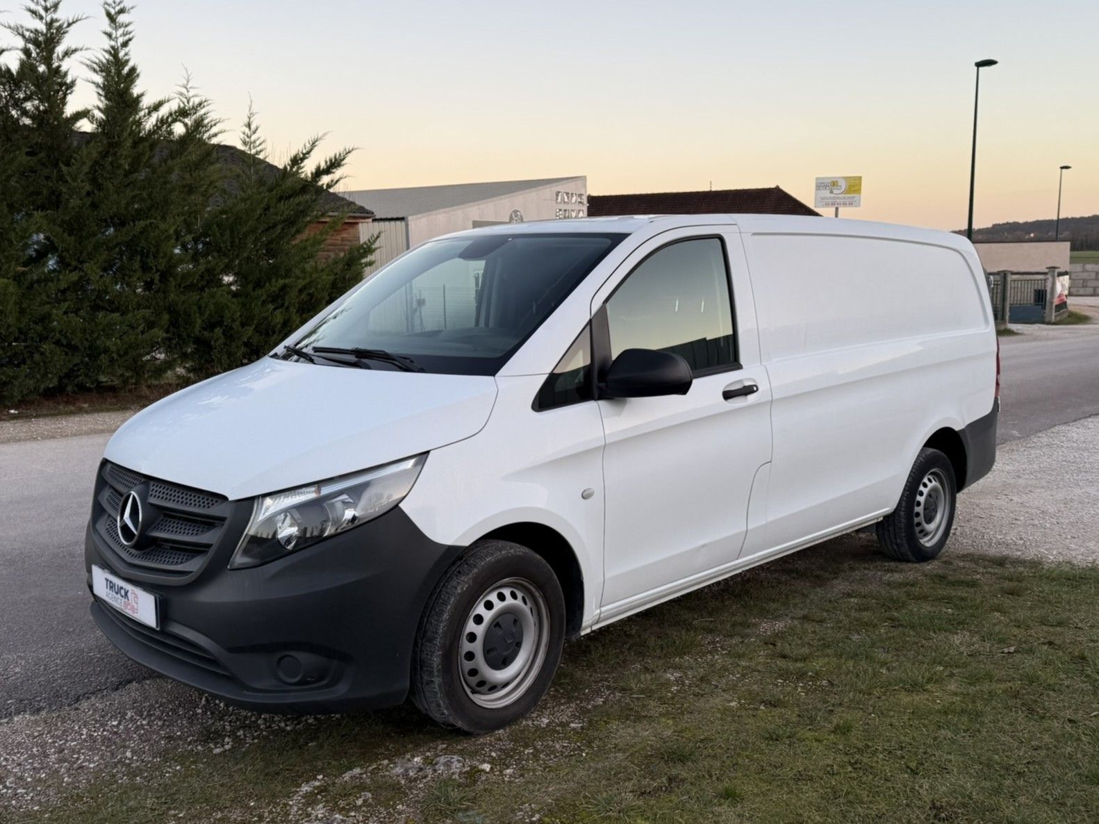 Vehicule MERCEDES-BENZ VITO 110 CDI 3 Places 102 cv traction avant