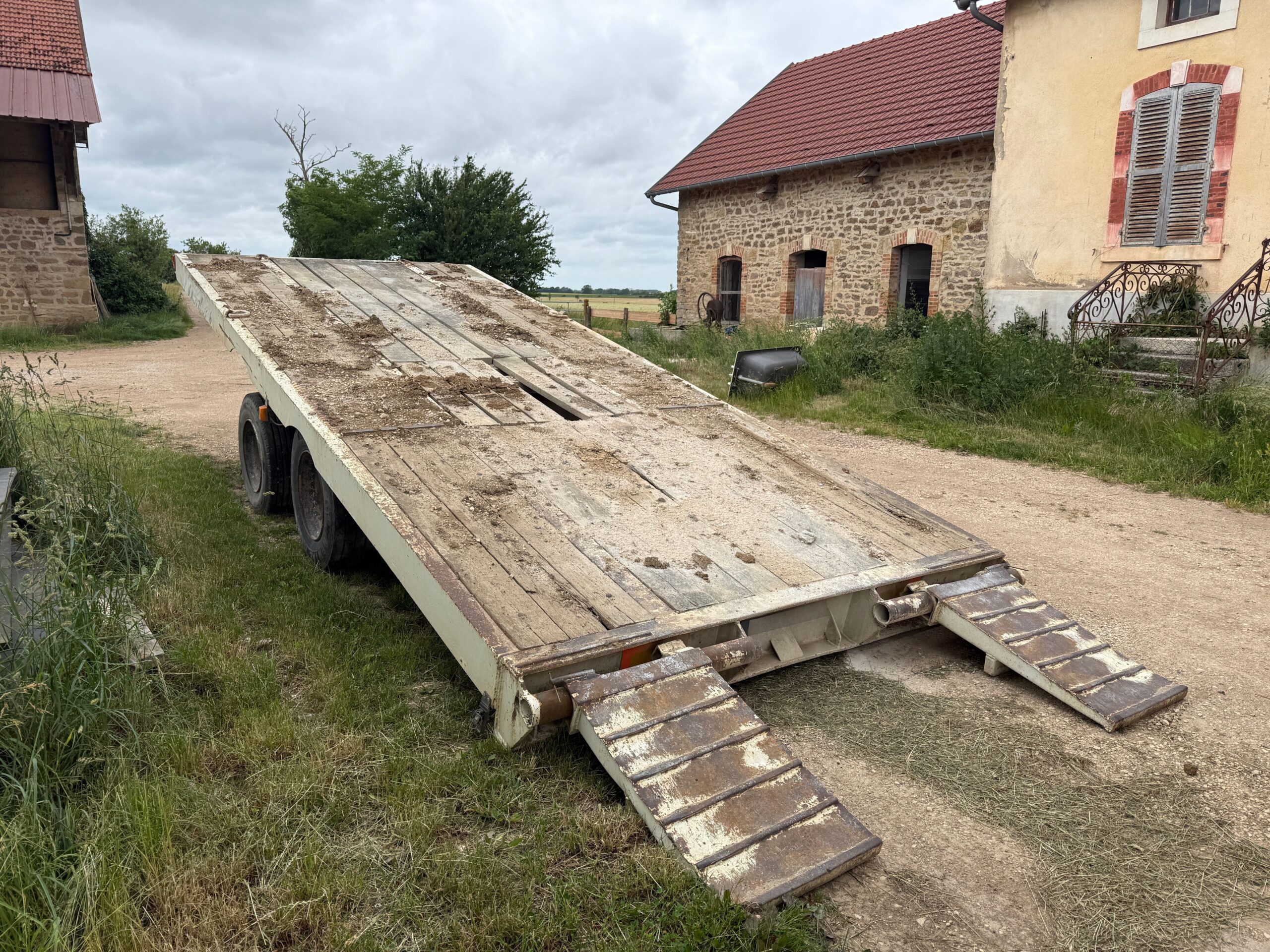 Vehicule Remorque ACTM – Porte engin